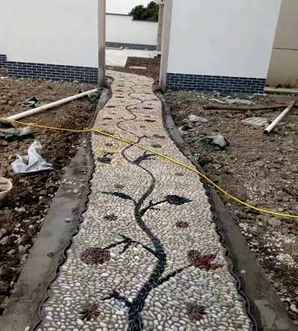 雨花石是什么意思，雨花石这首歌表达了什么意思