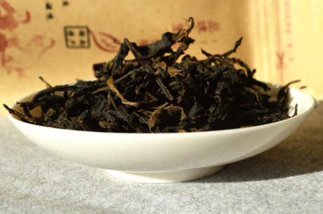 喝了两天红茶，脸上出现了斑点。为什么喝红茶会出现斑点？