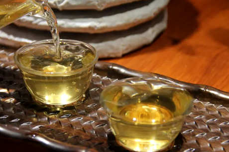 怎样泡普洱茶饼？