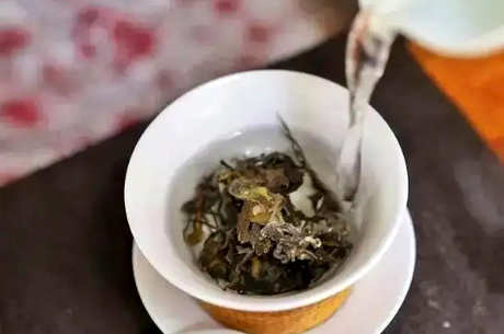 冲泡青砖茶的方法