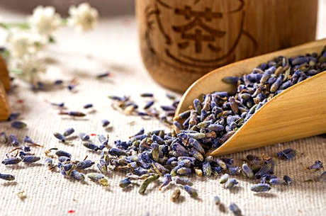 十大排毒养颜花茶排名，喝这些花茶让你活得越来越年轻
