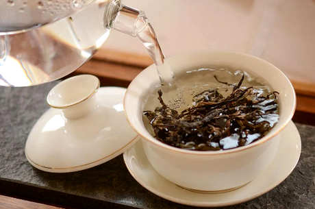 普洱茶用多少度的水泡？