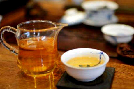 为什么晚上喝茶容易失眠？晚上喝茶失眠怎么办？