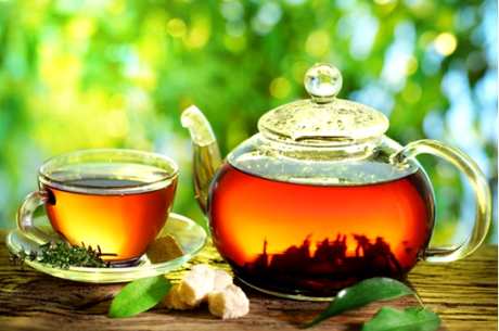 50岁女性喝红茶好，绿茶好