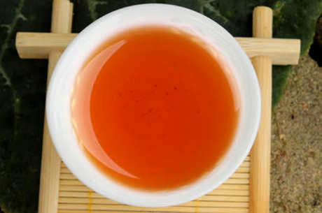 长期喝黑乌龙茶会怎么样？可以减肥保养皮肤。