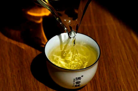 冬天喝什么保健茶好？适合冬天喝的保健茶