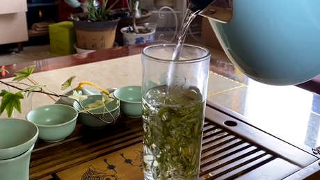 七八年的陈年绿茶能喝吗？