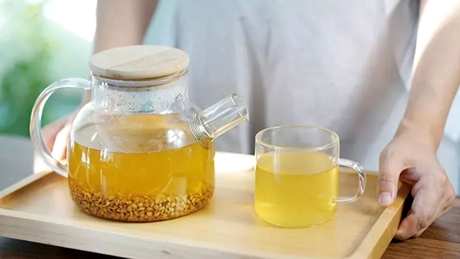 怎样泡黑苦荞茶？
