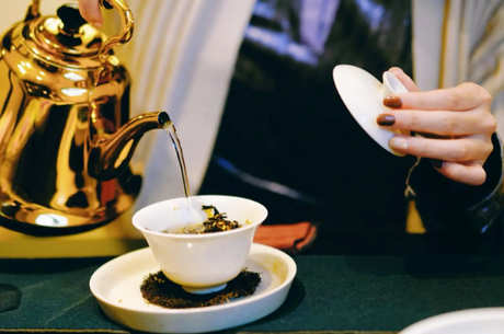 多久喝龙井茶比较好？