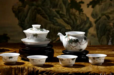 什么茶具适合普洱茶？