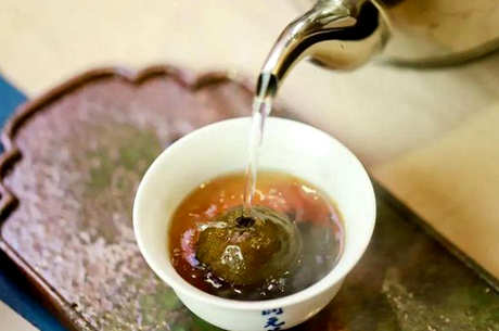 如何冲泡小青柑茶？