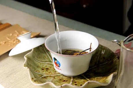 冲泡红茶的方法