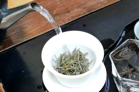 各种泡茶的最佳温度是多少？