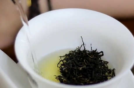 什么茶尝起来很甜？