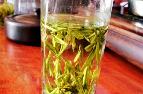 如何泡龙井茶？