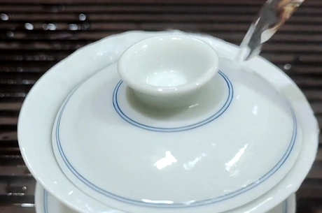 瓷茶具适合冲泡什么茶？