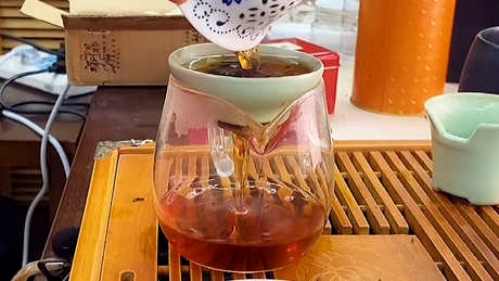 为什么普洱茶喝生普普为什么不喝熟普洱茶？