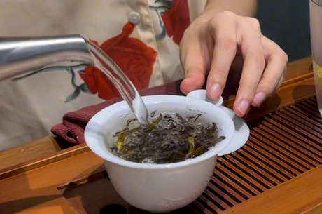 中年男人喝什么茶最好？