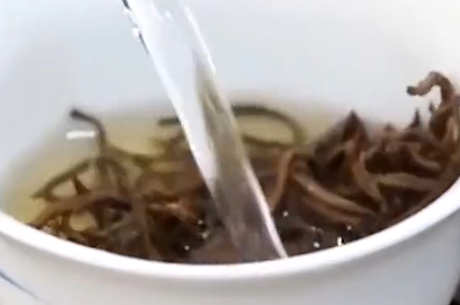 如何选茶