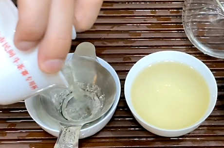各种茶冲泡水温及时间