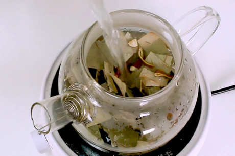 荷叶茶一次泡多少克？