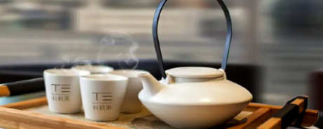 为什么红茶要用85度的水？