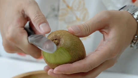 猕猴桃果茶的做法和配方