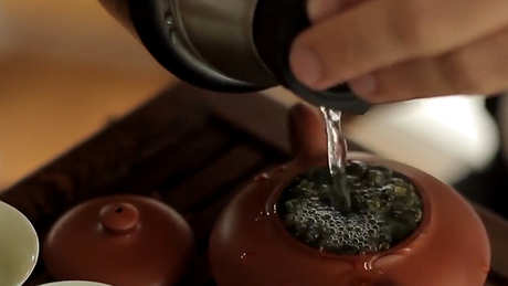 茶和枣能一起泡水喝吗？