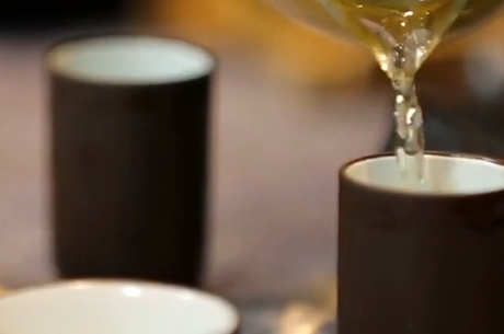 茶和枣能一起泡水喝吗？