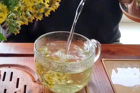 百合茶可以搭配什么？