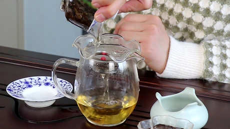 白茶是发酵茶吗？
