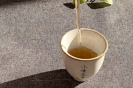 绿茶是乌龙茶吗？