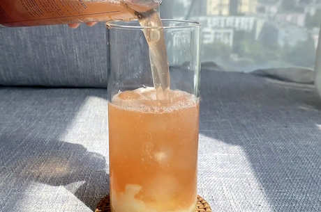 桃乌龙茶凉还是温