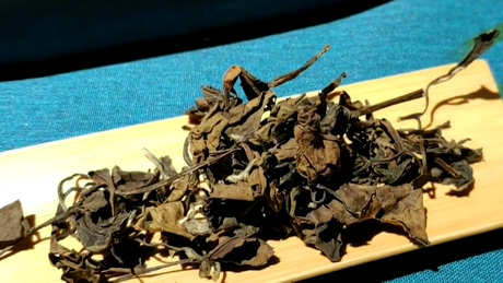 如何判断茶叶是否过期？