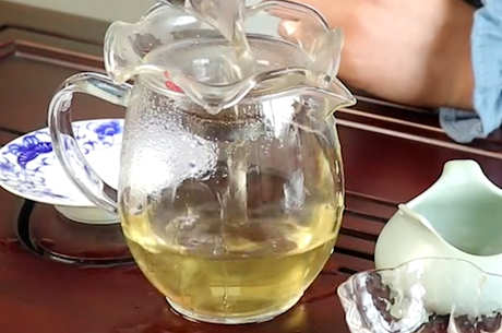 茶饼是生茶还是熟茶
