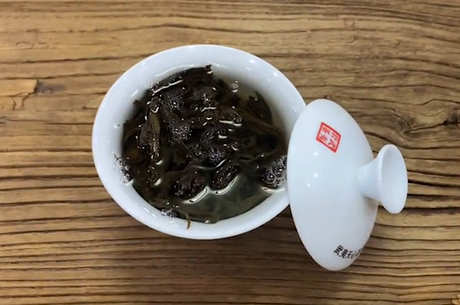 金骏眉和大红袍哪个好喝？
