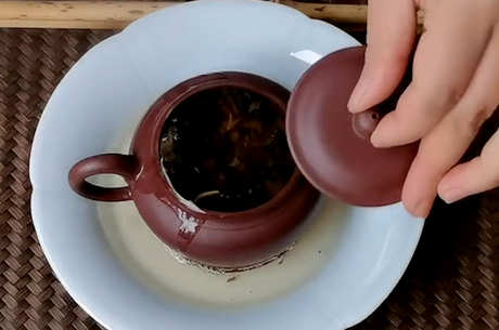 第一次怎么用紫砂壶？