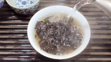 大红袍一次放多少茶？