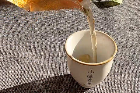 大红袍一次放多少茶？