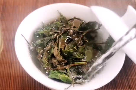 四级白茶