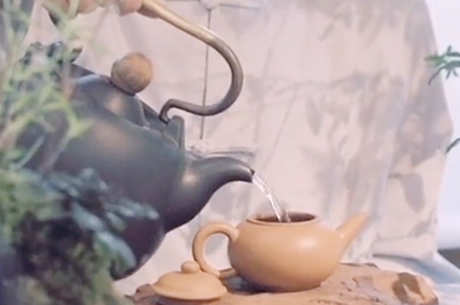 喝茶怎么离开？