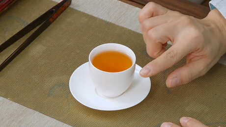 为什么要注意喝满茶半？