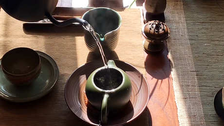 三讲究奉茶礼仪