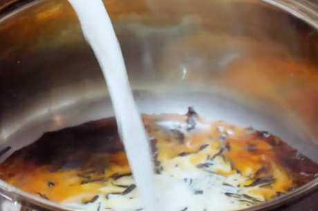 什么是四季奶青茶？