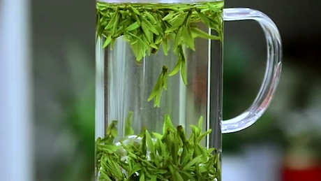 用什么茶具泡绿茶？