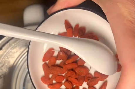 枸杞泡水喝的正确方法