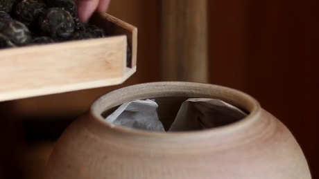 保存普洱茶