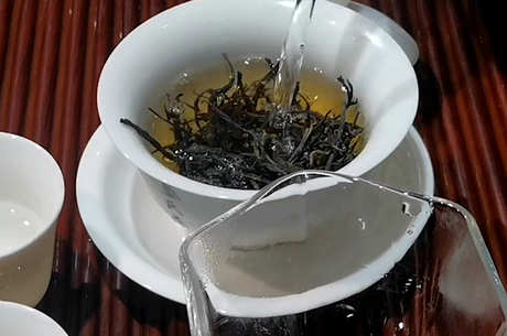 红茶和绿茶能一起喝吗？