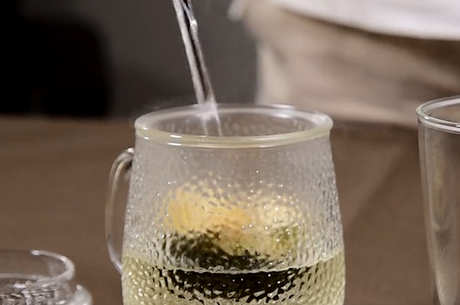 菊花和绿茶能一起泡吗？