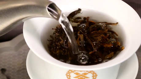喝普洱茶生气吗？